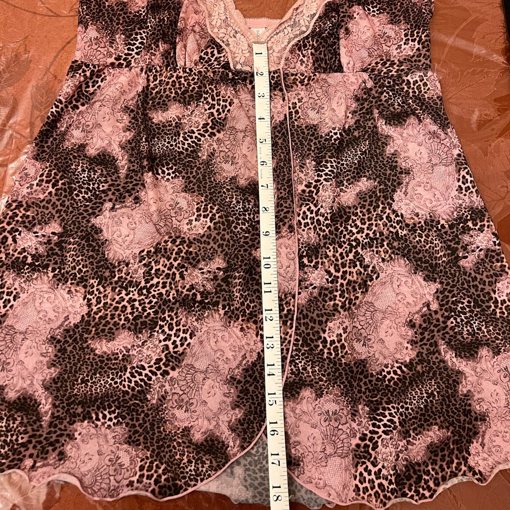 Lingerie - Picture 8 of 9